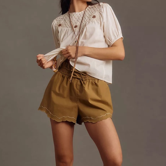 Anthropologie Scallop Hem Elastic Waist Shorts in Moss Sz XS - Picture 2 of 15